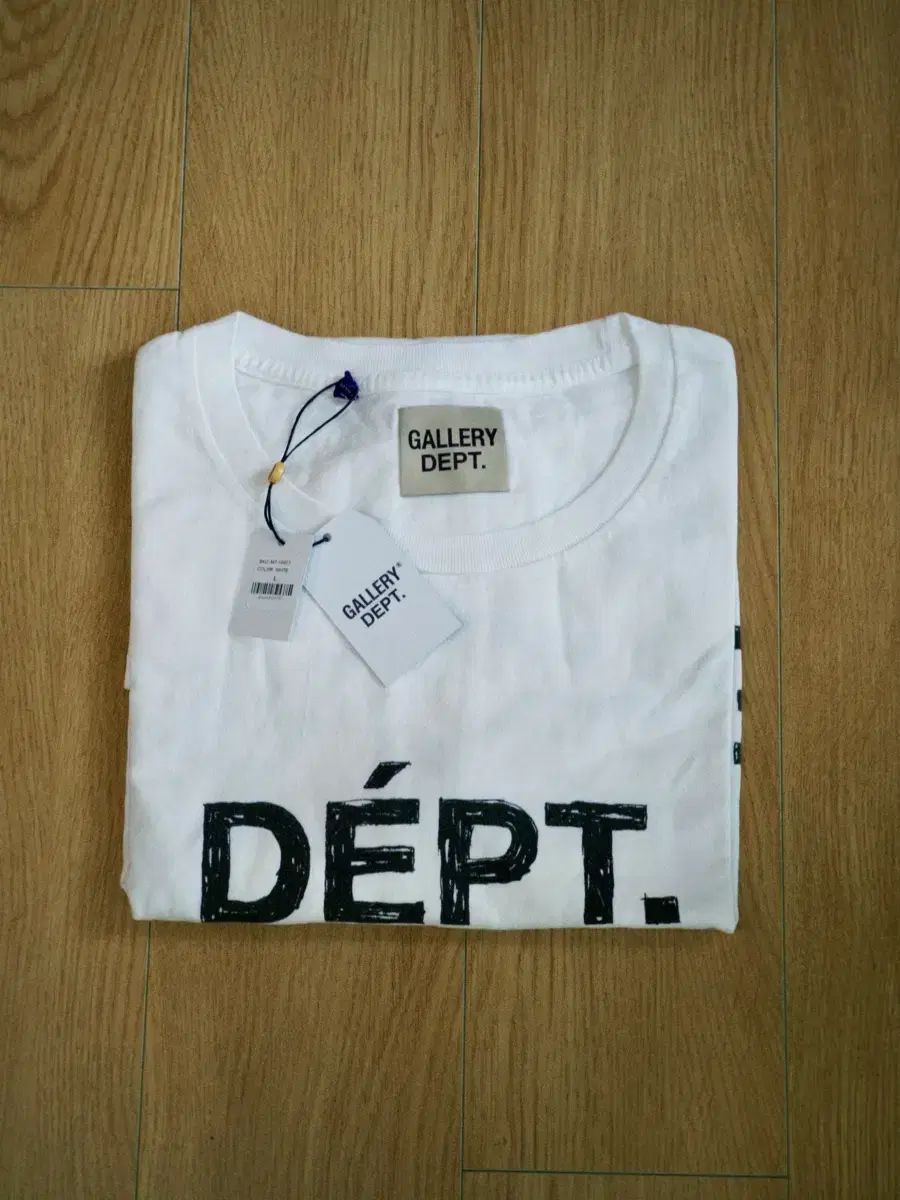 ギャラリー デプト ムーディー 半袖 Tシャツ 白 ギャラリー デプト ムーディー 半袖 Tシャツ 白
