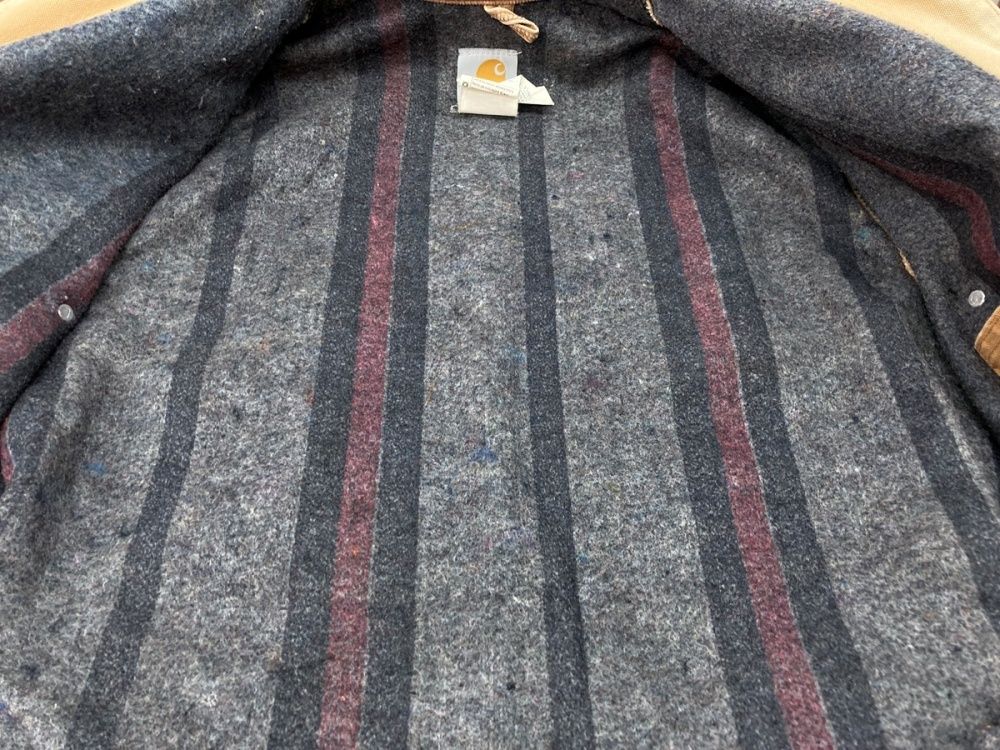 カーハート Carhartt Michigan Chore Coat ミシガン チョア コート ボタンアップ ワーク 裏ブランケット ジャケット 薄茶 C01 BRN サイズ36R ジャケット ロゴ ベージュ 104MT-3291