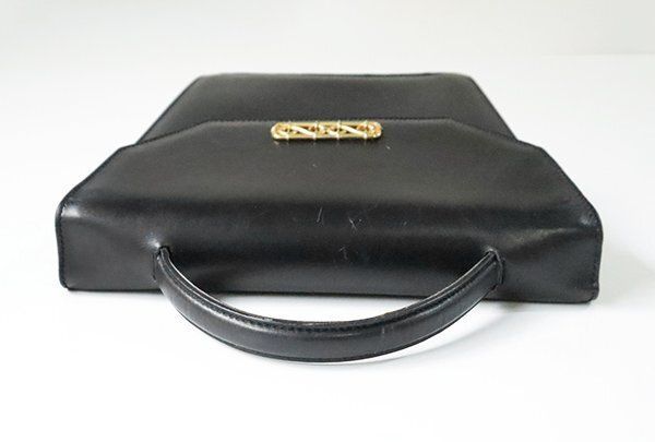 ☆オールド セリーヌ ◆ ゴールド金具 台形 ハンドバッグ 黒 レザー フォーマル ニノバッグ ヴィンテージ CELINE ◆GG51 ☆オールド セリーヌ ◆ ゴールド金具 台形 ハンドバッグ 黒 レザー フォーマル ニノバッグ ヴィンテージ CELINE ◆GG51