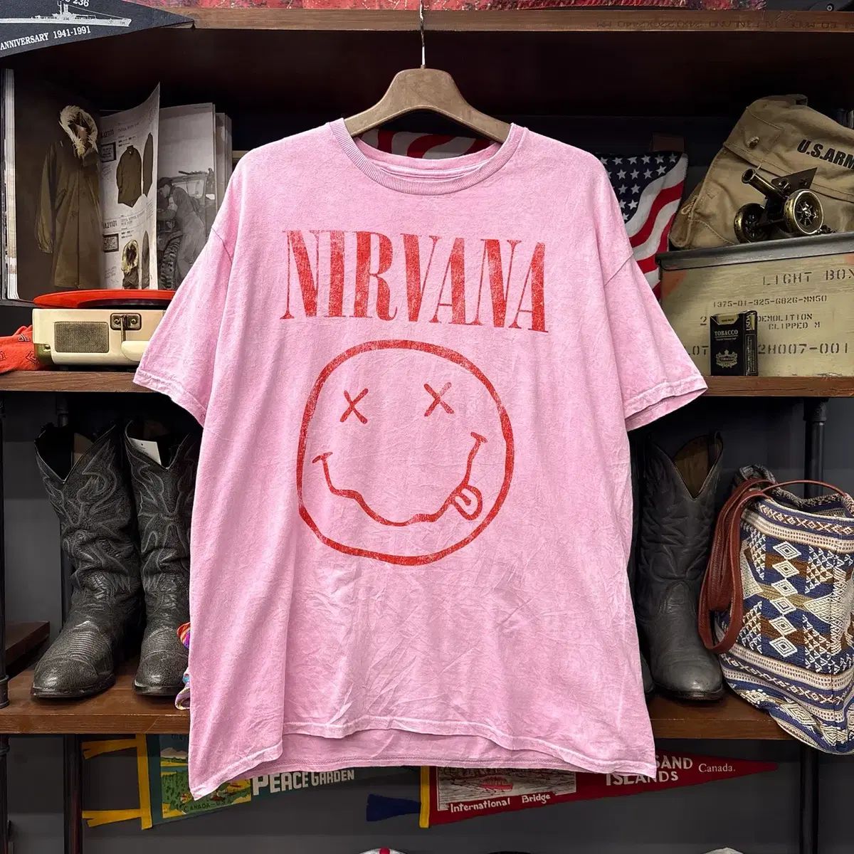 NIRVANA(ニルヴァーナ) オフィシャル マーチャンダイズ BIG スマイル ウォッシュド プリンティング Tシャツ N1524