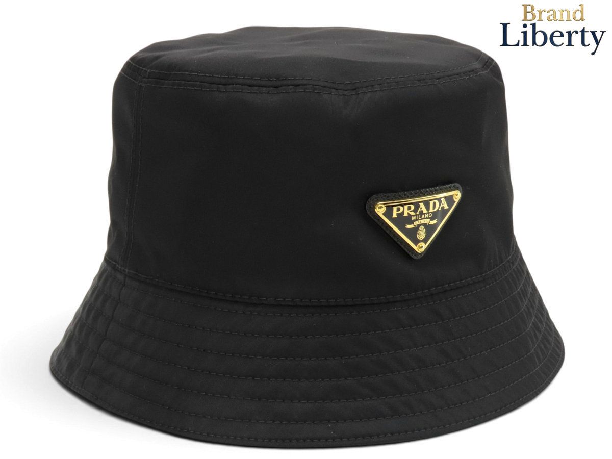 【新品同様】プラダ PRADA リナイロン Re-Nylon トライアングルプレート バケットハット 帽子 バケハ NERO ブラック リナイロン 再生ナイロン 2HC137