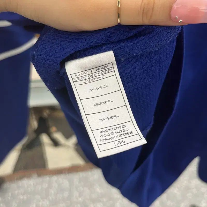 Reebok リーボック NHL トロント メイプル メイプルリーフス ホッケー ジャージ ロングスリーブ L C12096 Reebok リーボック NHL トロント メイプル メイプルリーフス ホッケー ジャージ ロングスリーブ L C12096
