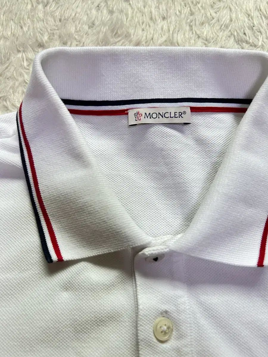 百貨店購入品 ほぼ新品 MONCLER モンクレール 半袖 カラーTシャツ 白 L