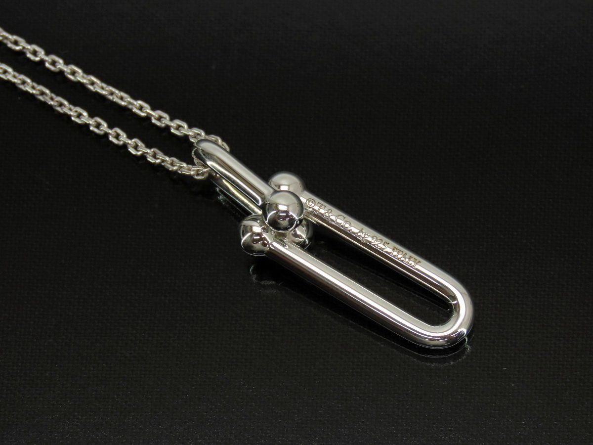 【新品仕上げ】ティファニー TIFFANY&Co. ハードウェア リンク ペンダント ネックレス 細長 スターリングシルバー シルバー シルバー925 AG925 63104310 【新品仕上げ】ティファニー TIFFANY&Co. ハードウェア リンク ペンダント ネックレス 細長 スターリングシルバー シルバー シルバー925 AG925 63104310