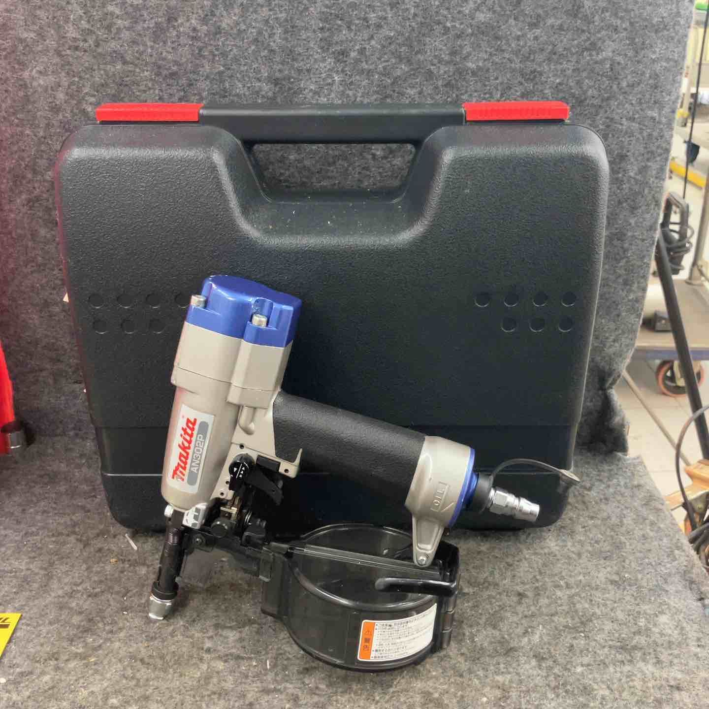 ☆マキタ(makita) 常圧釘打ち機 AN302P【鴻巣店】