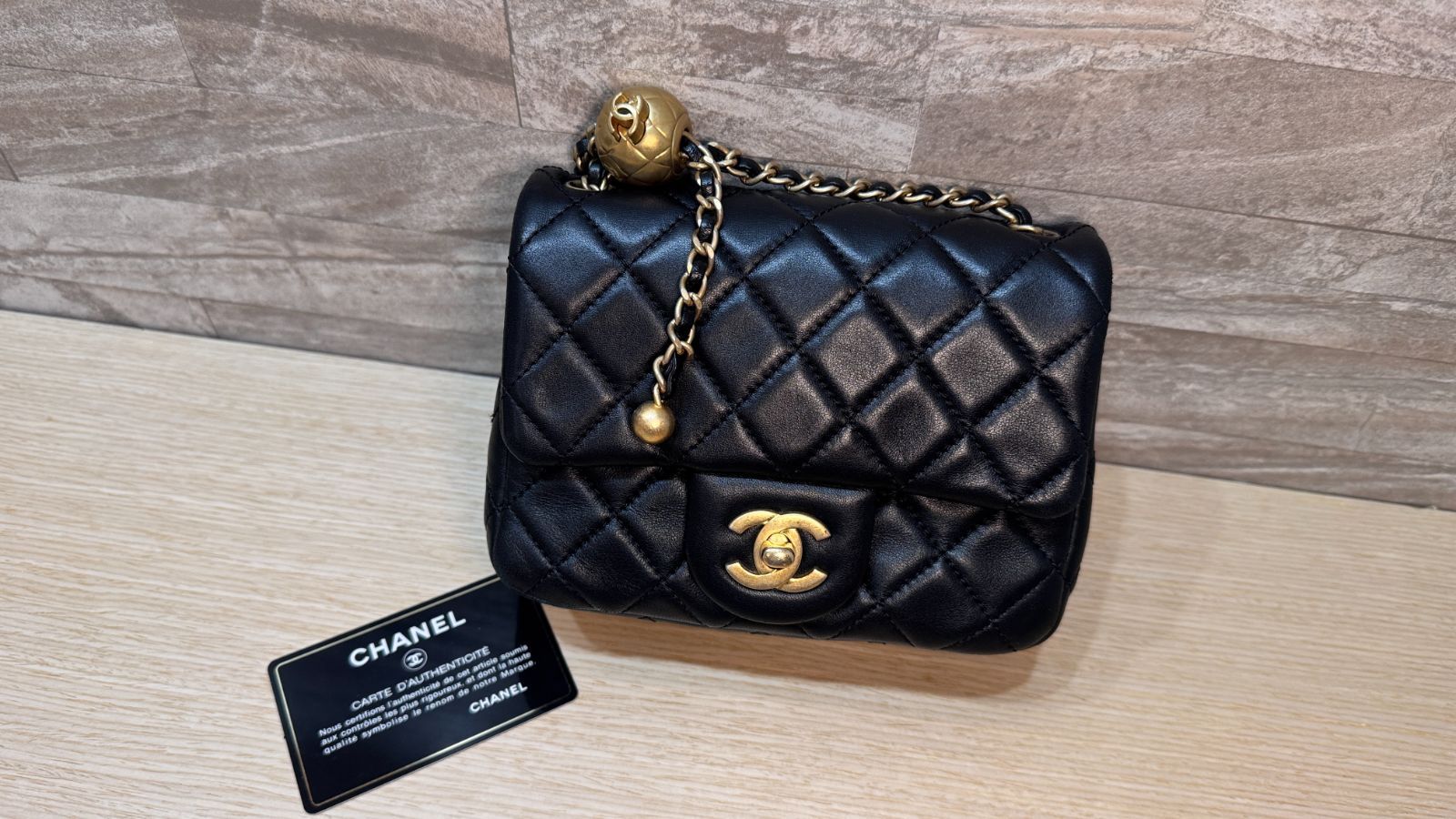 CHANEL シャネル ココボール フラップバッグ 入手困難