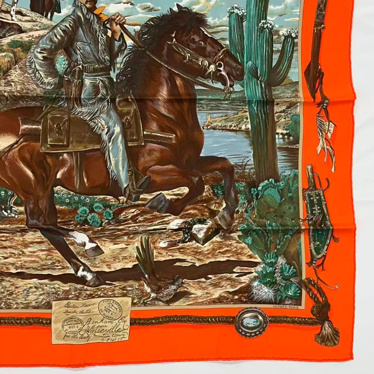 極美品 HERMES エルメス スカーフ シルク The Pony Express ポニー・エクスプレス 郵便社 オレンジ 箱付き 極美品 HERMES エルメス スカーフ シルク The Pony Express ポニー・エクスプレス 郵便社 オレンジ 箱付き