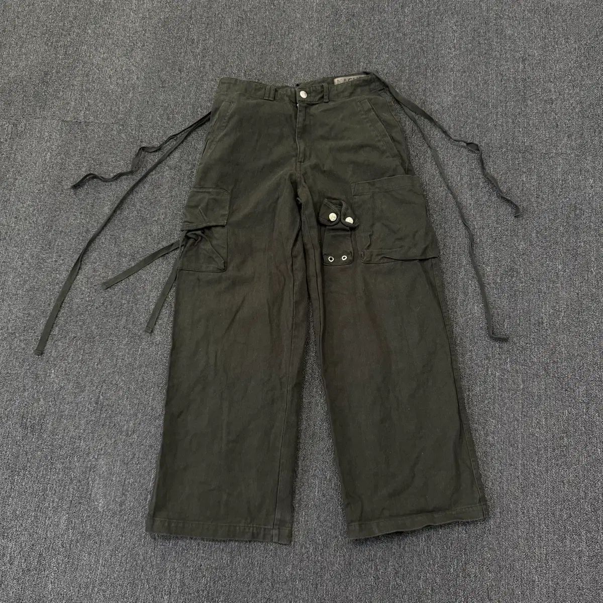 NACHE ナチェ ストラップ ワイド カーゴ パンツ