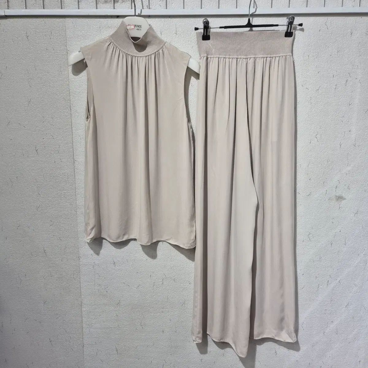 セオリー ベージュ ノースリーブ ブラウス ワイド パンツ セット 8,690円
