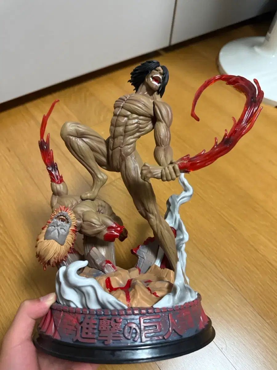 進撃の巨人 フィギュア
