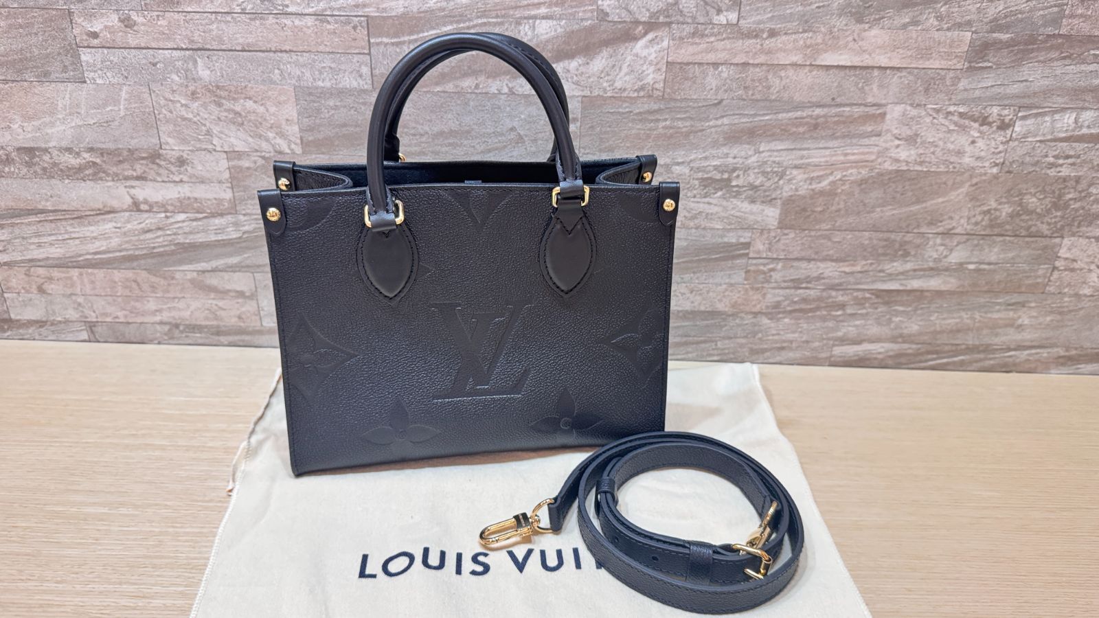 ルイ・ヴィトン（LOUIS VUITTON）の「オンザゴー PM」