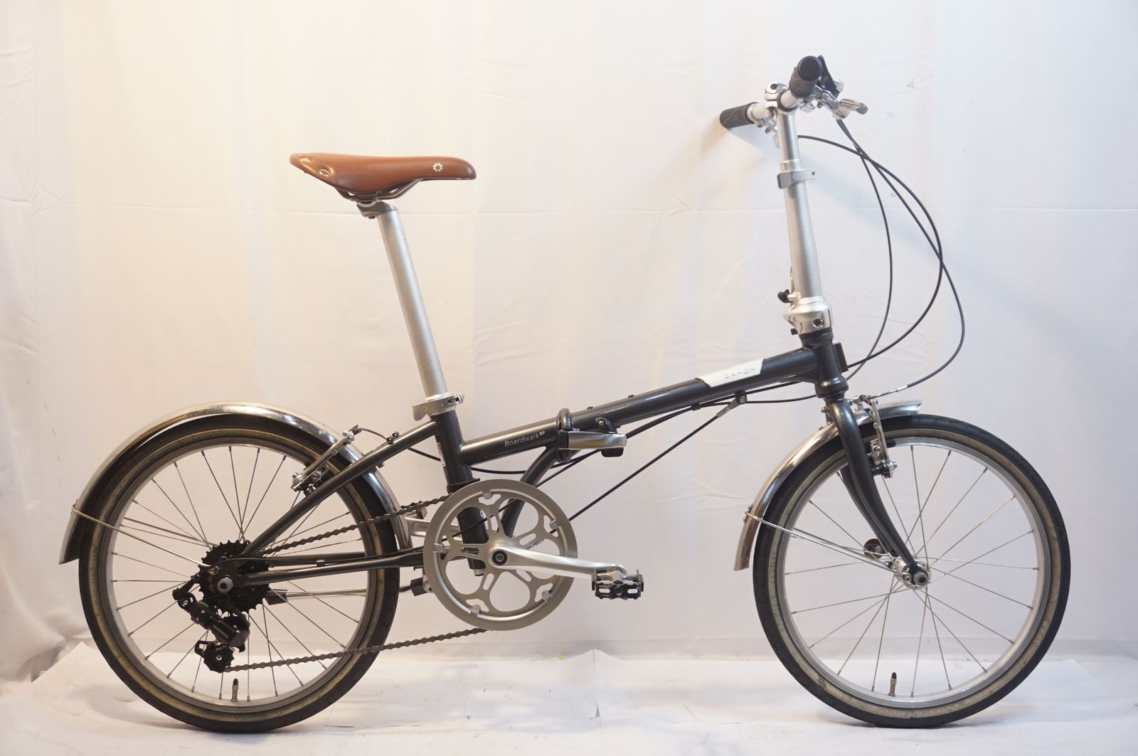DAHON 「ダホン」 BOARDWALK D7 2023年モデル 折り畳み自転車 / バイチャリ世田谷店