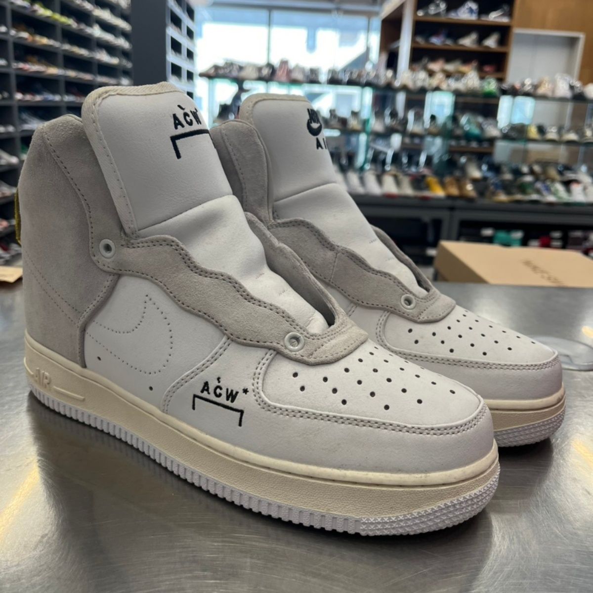 【US8.5】 NIKE AIR FORCE 1 HI x ACW AQ5644-991 【中古】 箱無