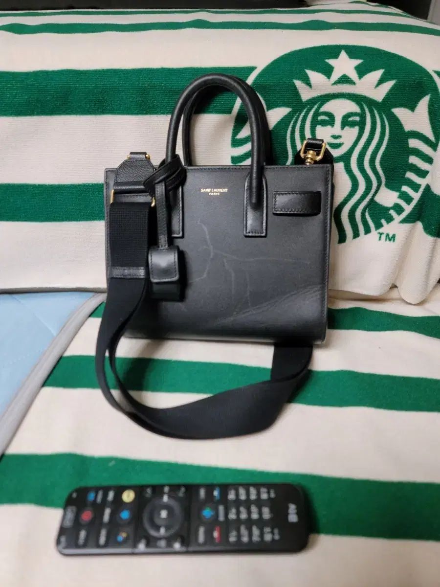 正規品 Saint Laurent サンローラン サック・ド・ジュール ナノ ブラック