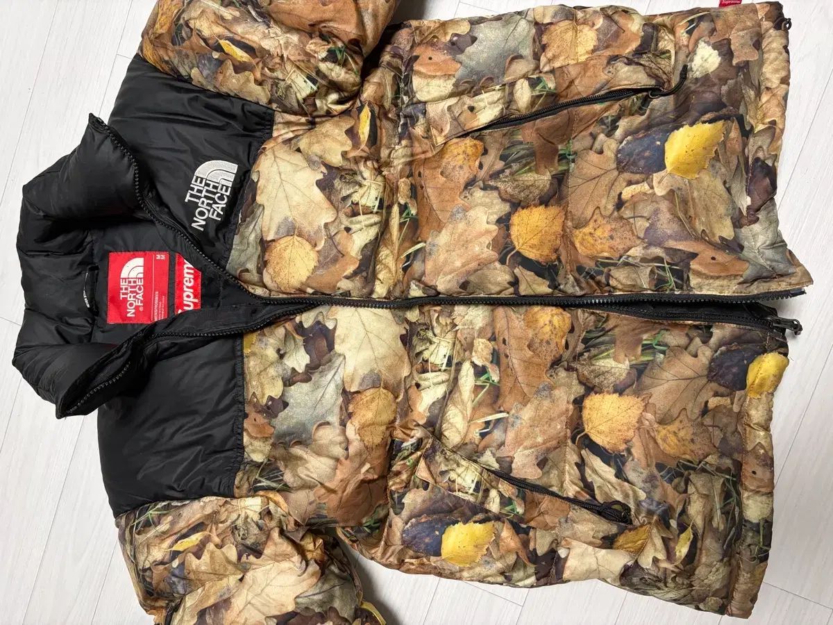 16FW シュプリーム x ザノースフェイス Nuptse(ヌプシ)
