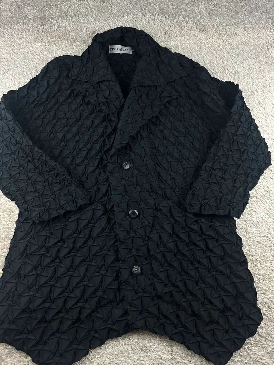 ISSEY MIYAKE イッセイミヤケ ジャケット 002 レディース 50,399円