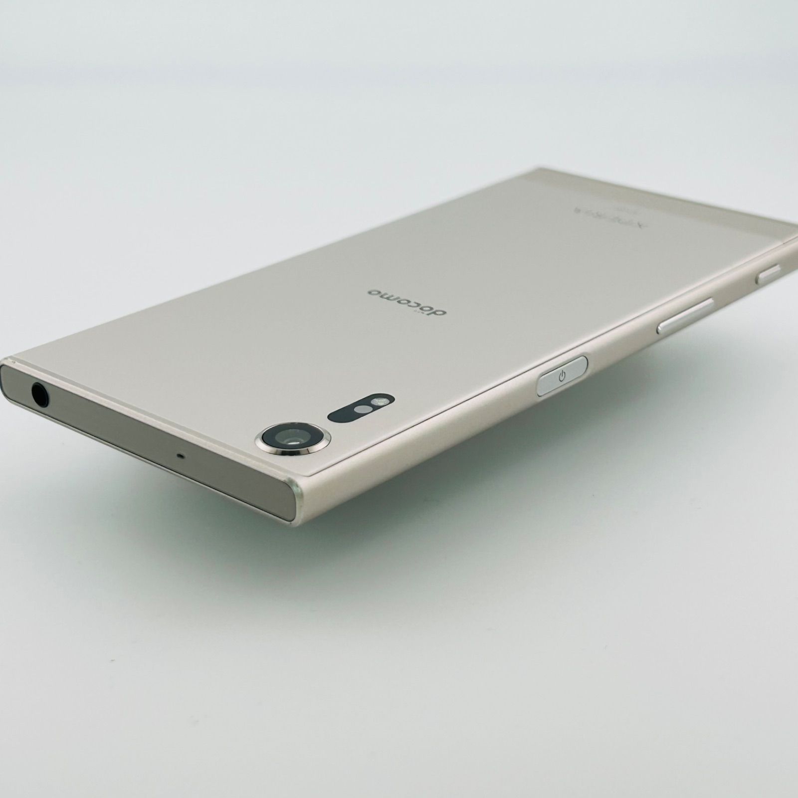 Xperia XZs 32GB ウォームシルバー SIMフリー中古- メルカリ