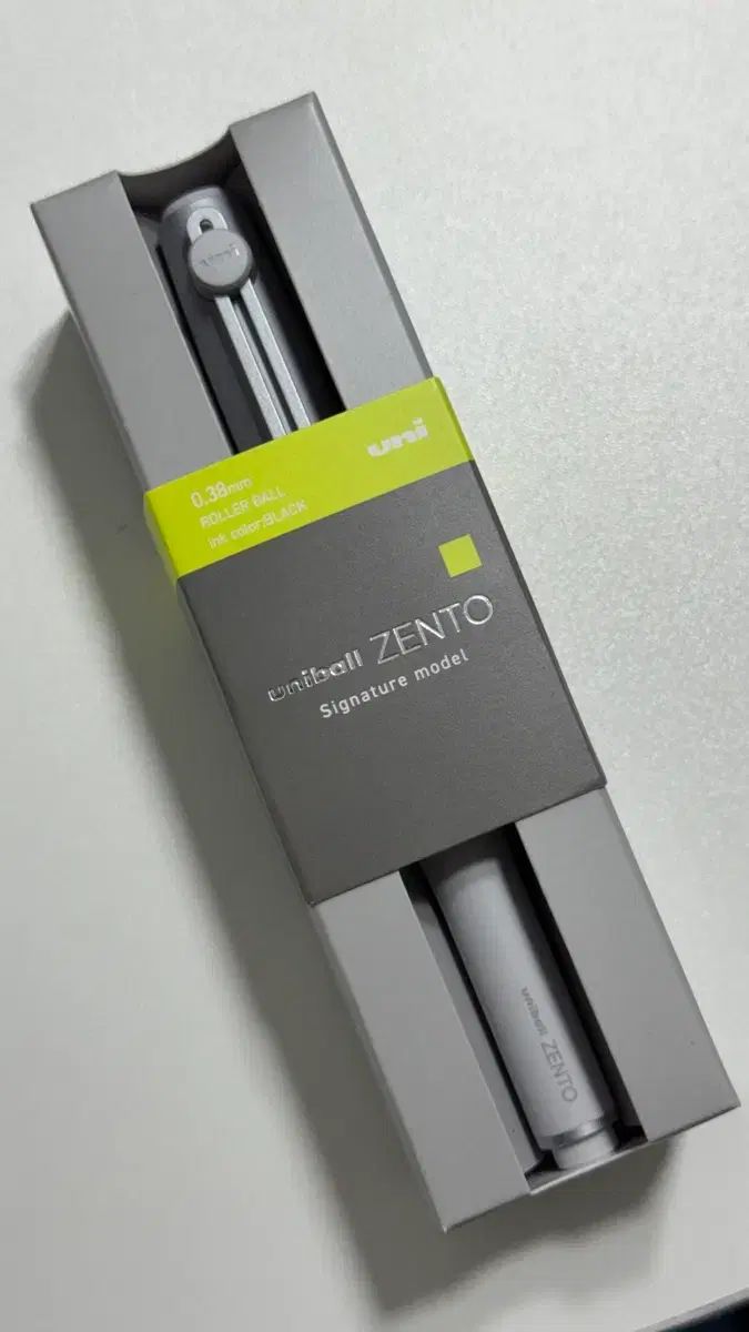 UNI-BALL 젠토 シグニチャー シルバー 0.38mm ボールペン 水性ペン