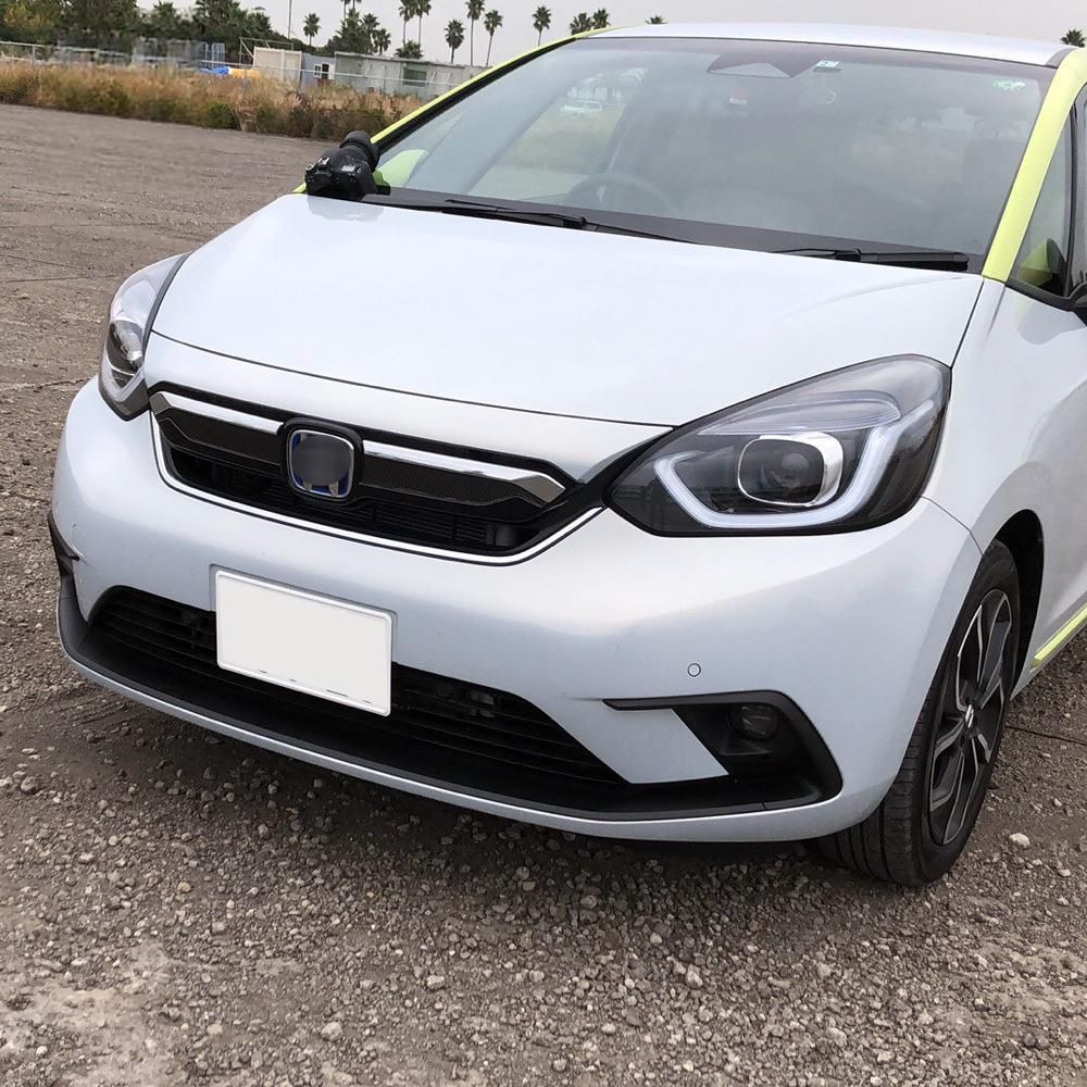 【送料無料】ホンダ フィット ジャズ Honda Fit Jazz 2020 専用 フロントボンネット グリル モール トリム クロームメッキ ドレスアップ 高級感 輝き 傷防止 スタイリッシュ 簡単装着 ABS製 1セット