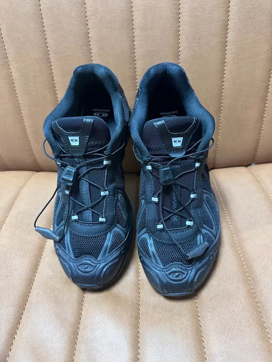 SALOMON サロモン XT WHISPER ブラック アスファルト 出品