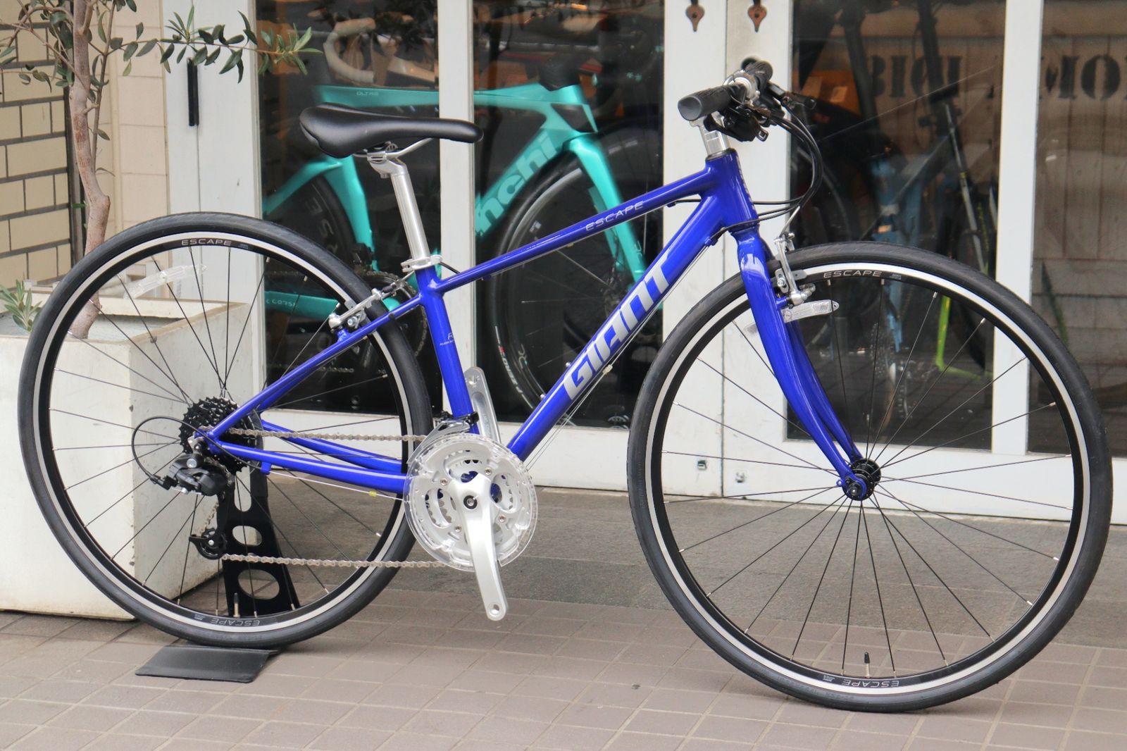 ジャイアント エスケープ GIANT クロスバイク ESCAPE R3 2026モデル -