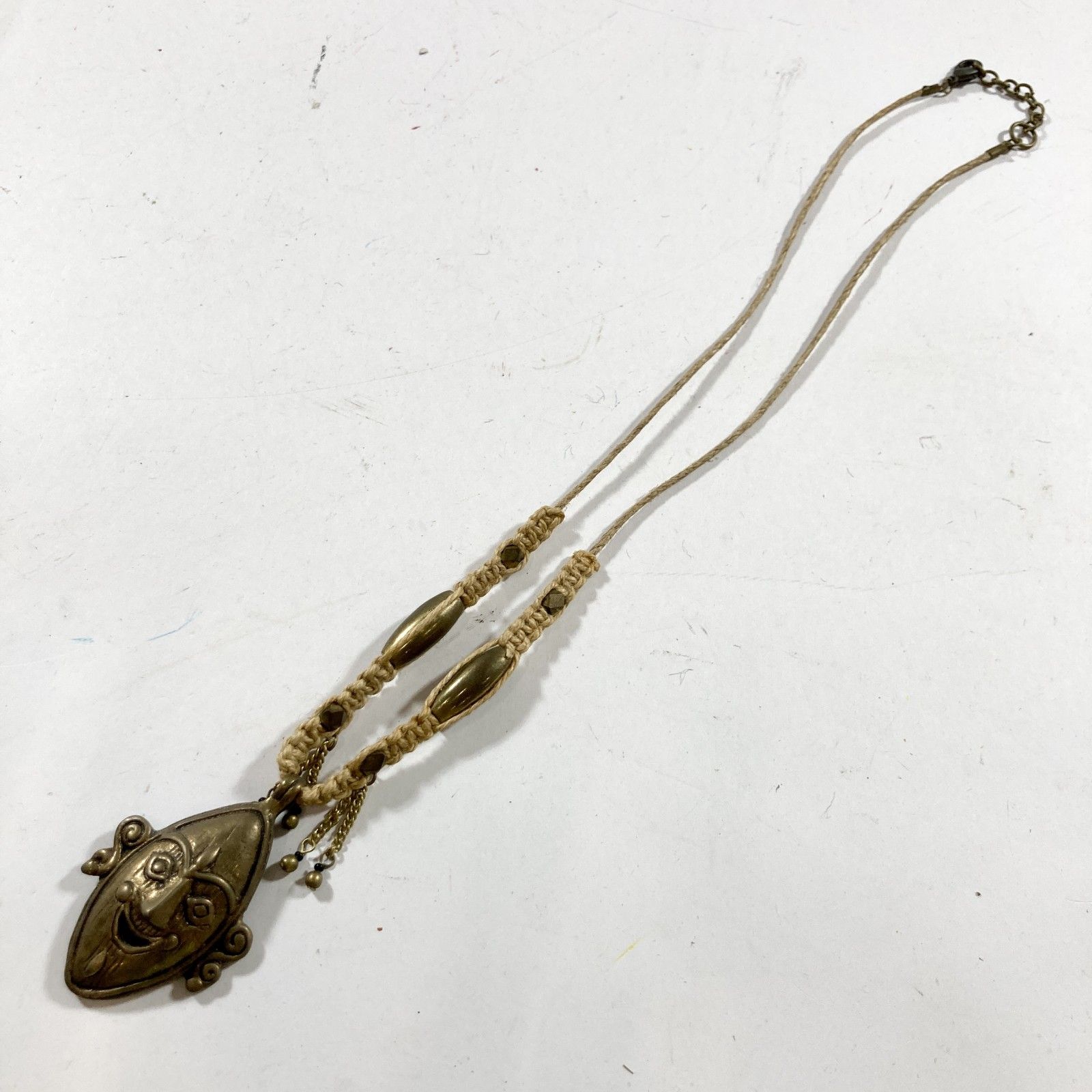 ★ 希少 民族系ネックレス 詳細不明 笑う顔 お面 アンティーク 約34cm 現状品