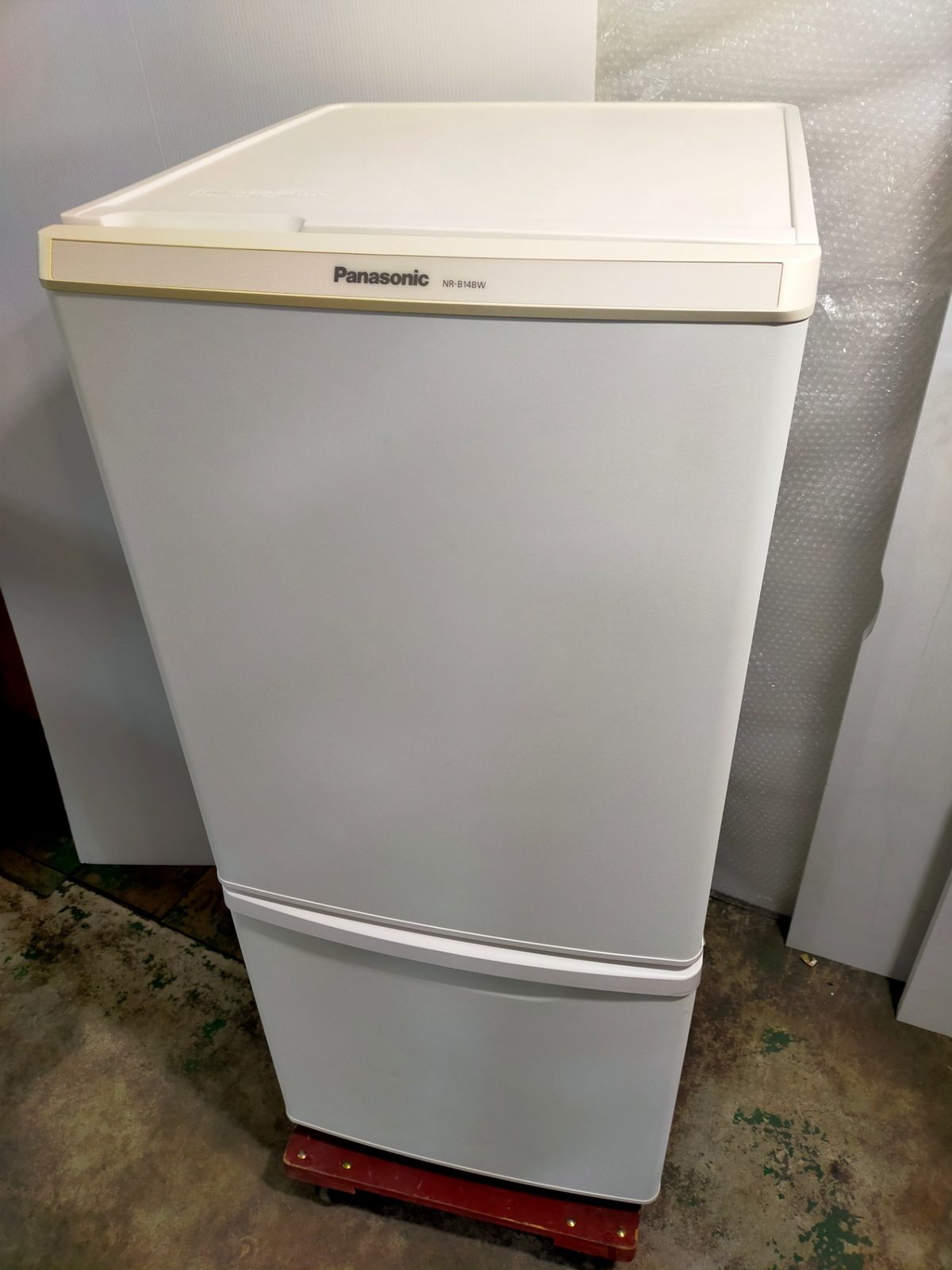 冷蔵庫 パナソニック NR-B14BW-W 138L 2019年製