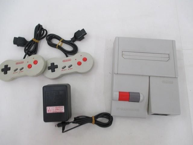 中古品 ゲーム ファミコン 本体 HVC-101 動作品 周辺機器付き