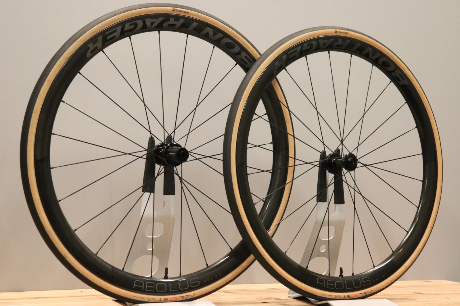 ボントレガー BONTRAGER アイオロス AEOLUS RSL 37 カーボン 