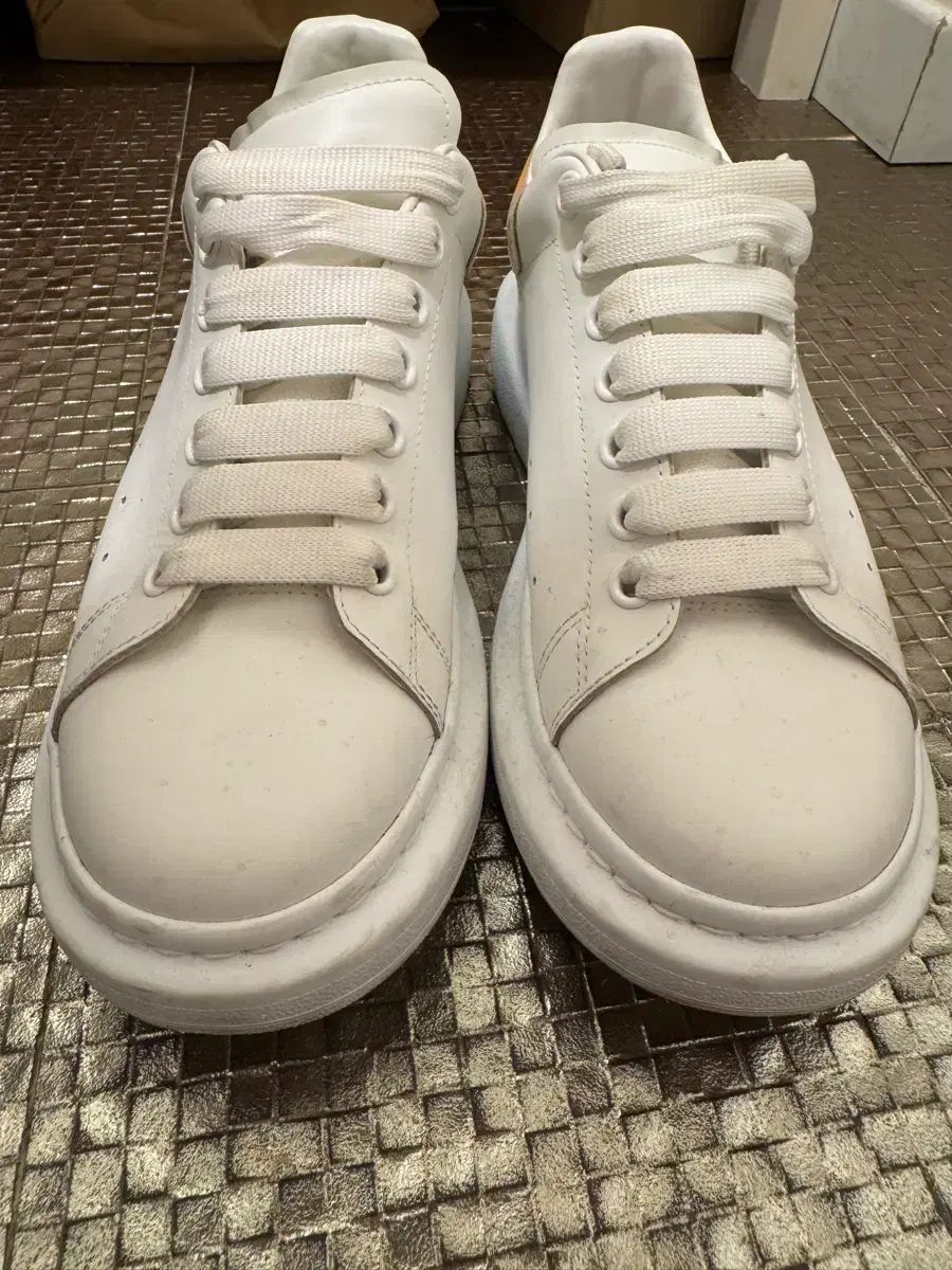 Alexander McQueen オーバーソール スニーカー