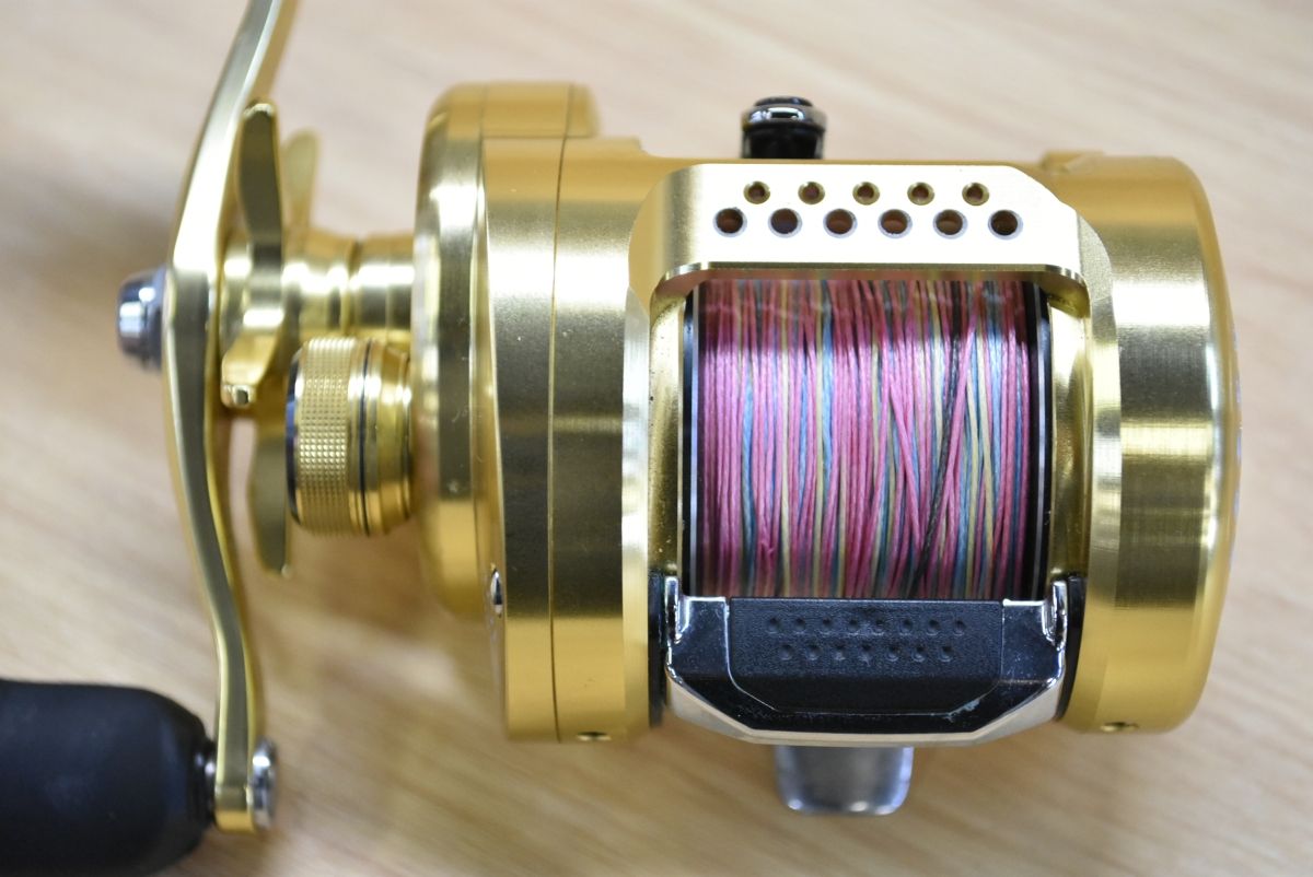 シマノ 18 カルカッタコンクエスト 401 左 SHIMANO CALCUTTA CONQUEST