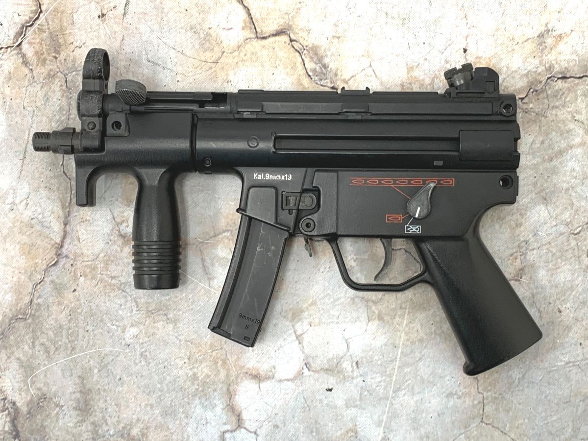 （中古商品）東京マルイ 電動ガン MP5KA4