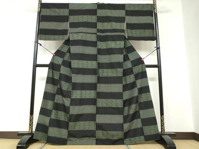 平和屋着物●上質な紬　絣文様　正絹　逸品　DABF1378ud