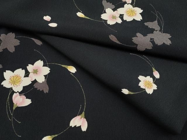 平和屋着物●夢工房　小紋　舞桜文　黒地　洗える着物　CABG3388tx