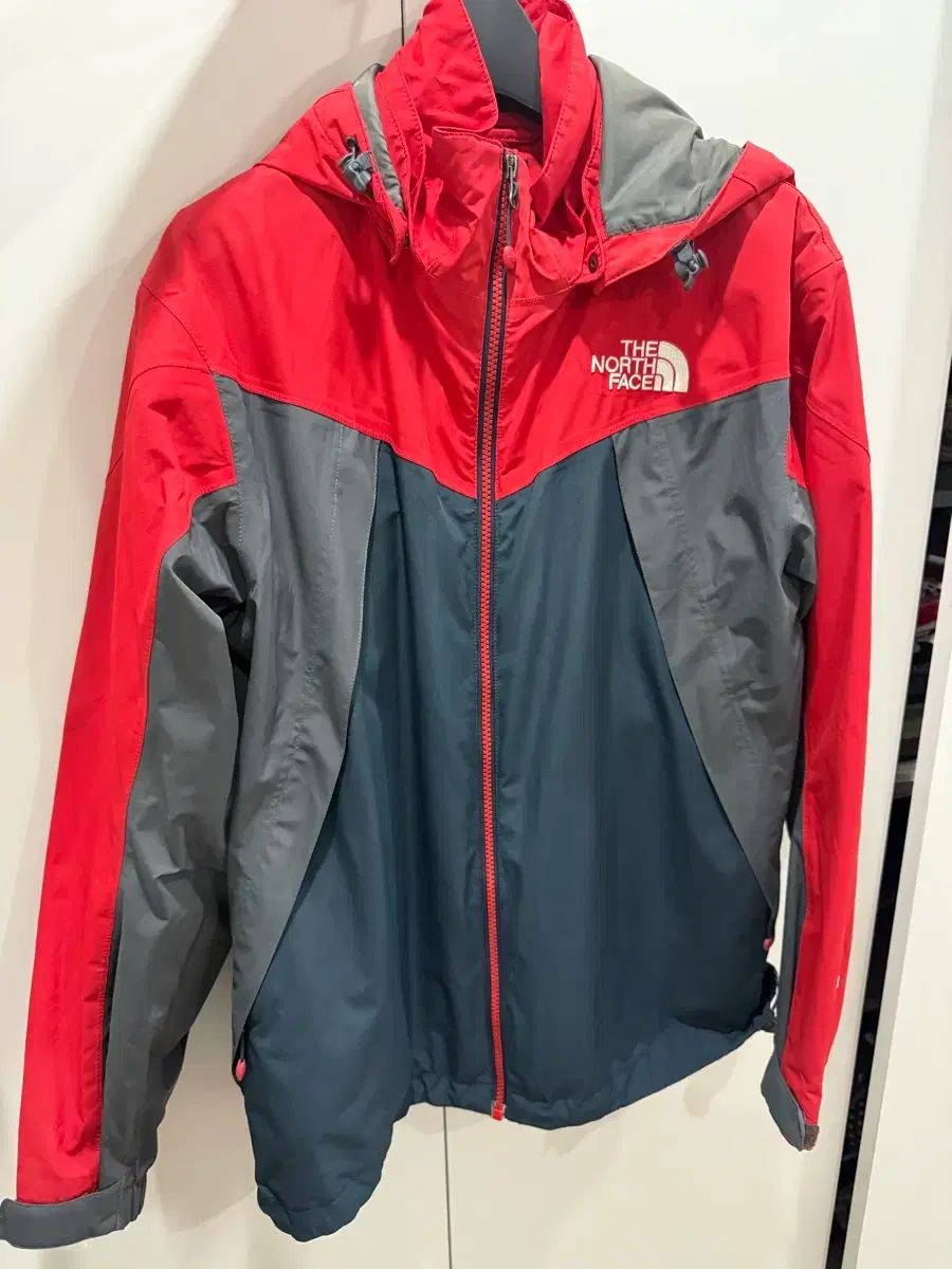 THE NORTH FACE ザノースフェイス ウィンドブレーカー ジャケット レッド/グレー