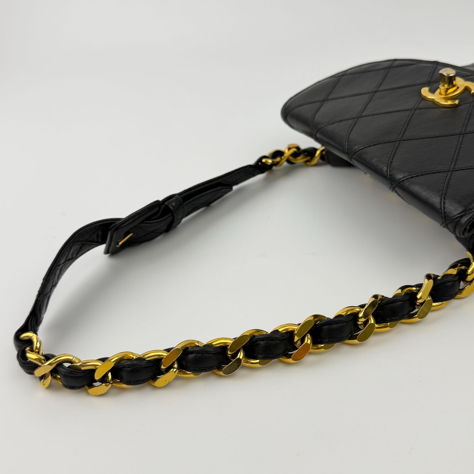 中古】CHANEL シャネル マトラッセ ココマーク チェーンベルト
