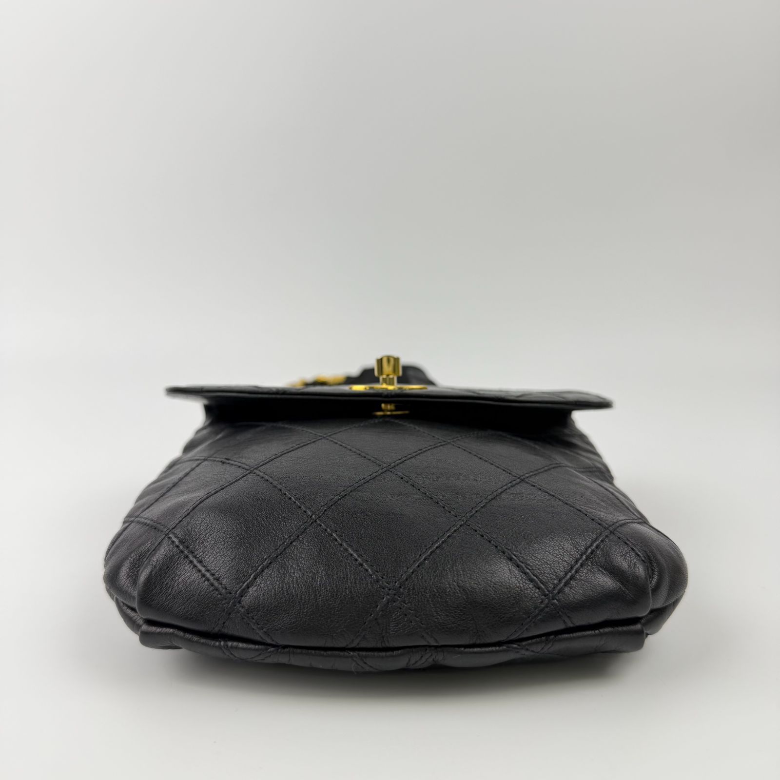 中古】CHANEL シャネル マトラッセ ココマーク チェーンベルト