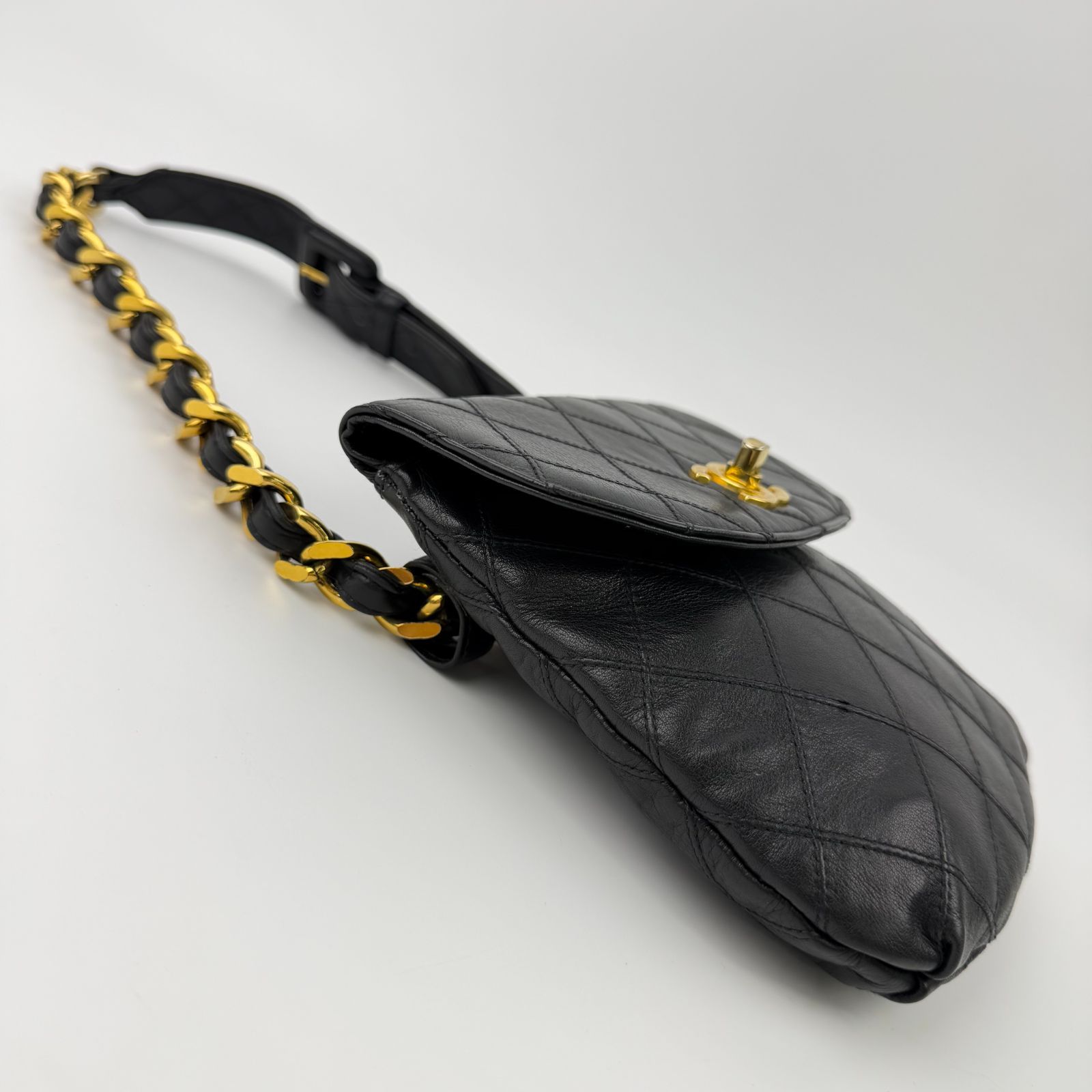 中古】CHANEL シャネル マトラッセ ココマーク チェーンベルト