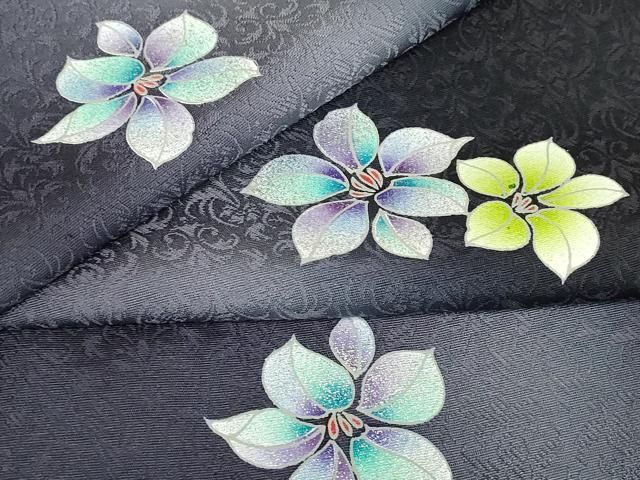 平和屋着物▽上質な小紋　単衣　舞花文　暈し染め　金彩　正絹　逸品　未使用　DABE4814az
