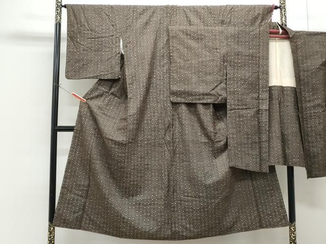 平和屋着物●本場大島紬　龍郷絣　アンサンブル　市松菱文　正絹　逸品　CABG8520th 30,420円