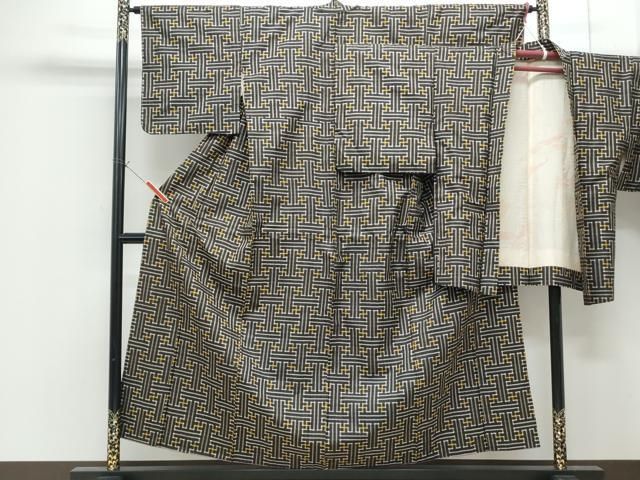 平和屋着物●本場大島紬　龍郷絣　秋名バラ　アンサンブル　正絹　逸品　CABG8441th