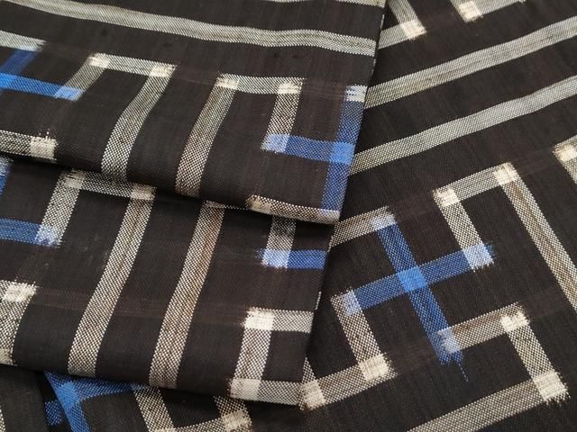 平和屋着物●本場大島紬　龍郷絣　秋名バラ　正絹　逸品　CABG8442th