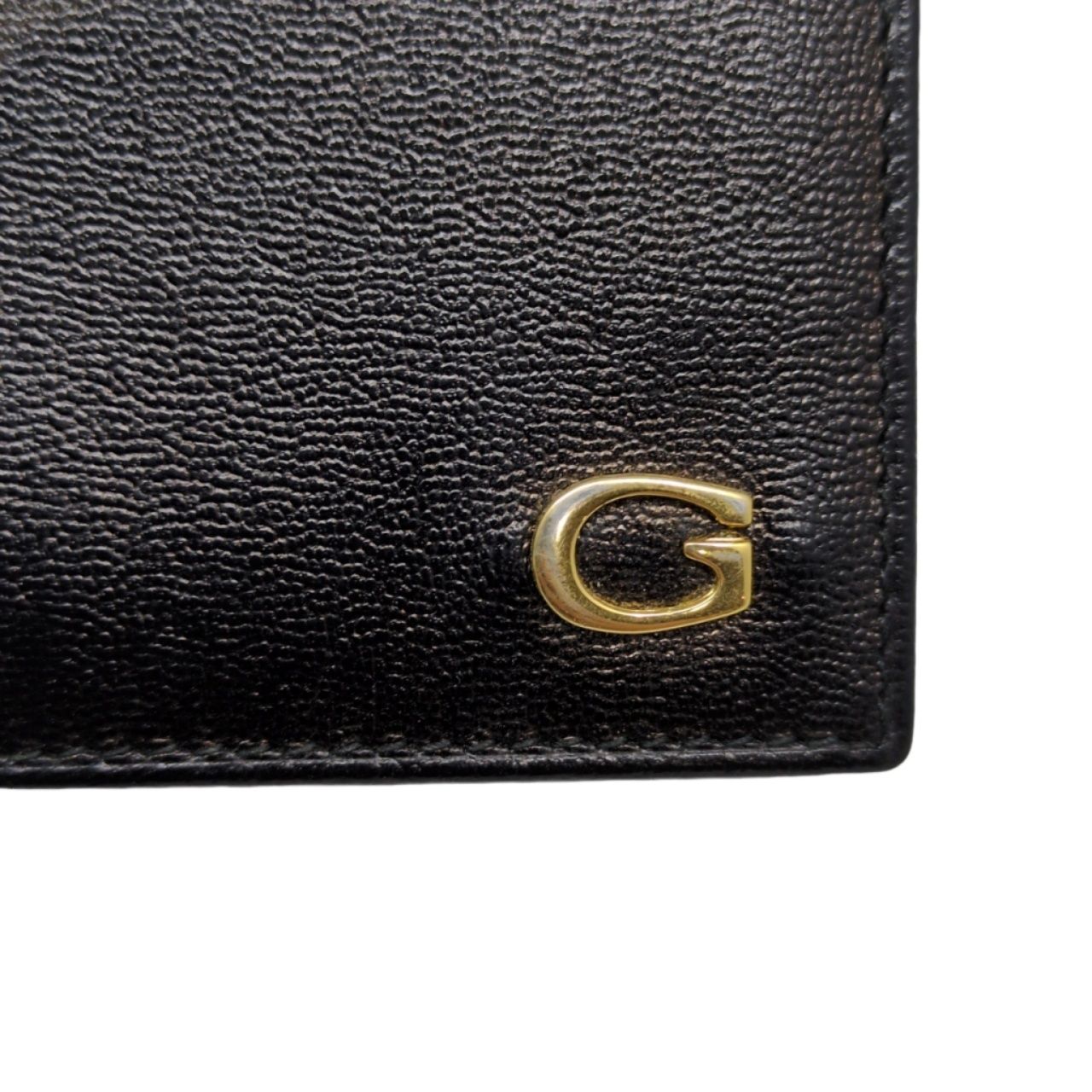 GUCCI グッチ 折り財布 財布 ロゴ ブラック 黒 レザー メンズ GUCCI グッチ Gモチーフ レザー2つ折りウォレット 財布 折りたたみ
