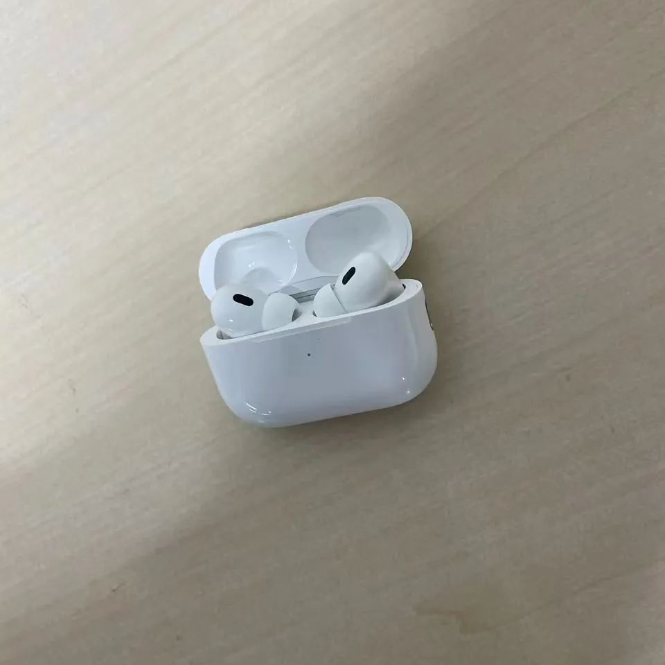 AirPods Pro 第2世代 Lightningモデル 動作確認済み C060804 - メルカリ
