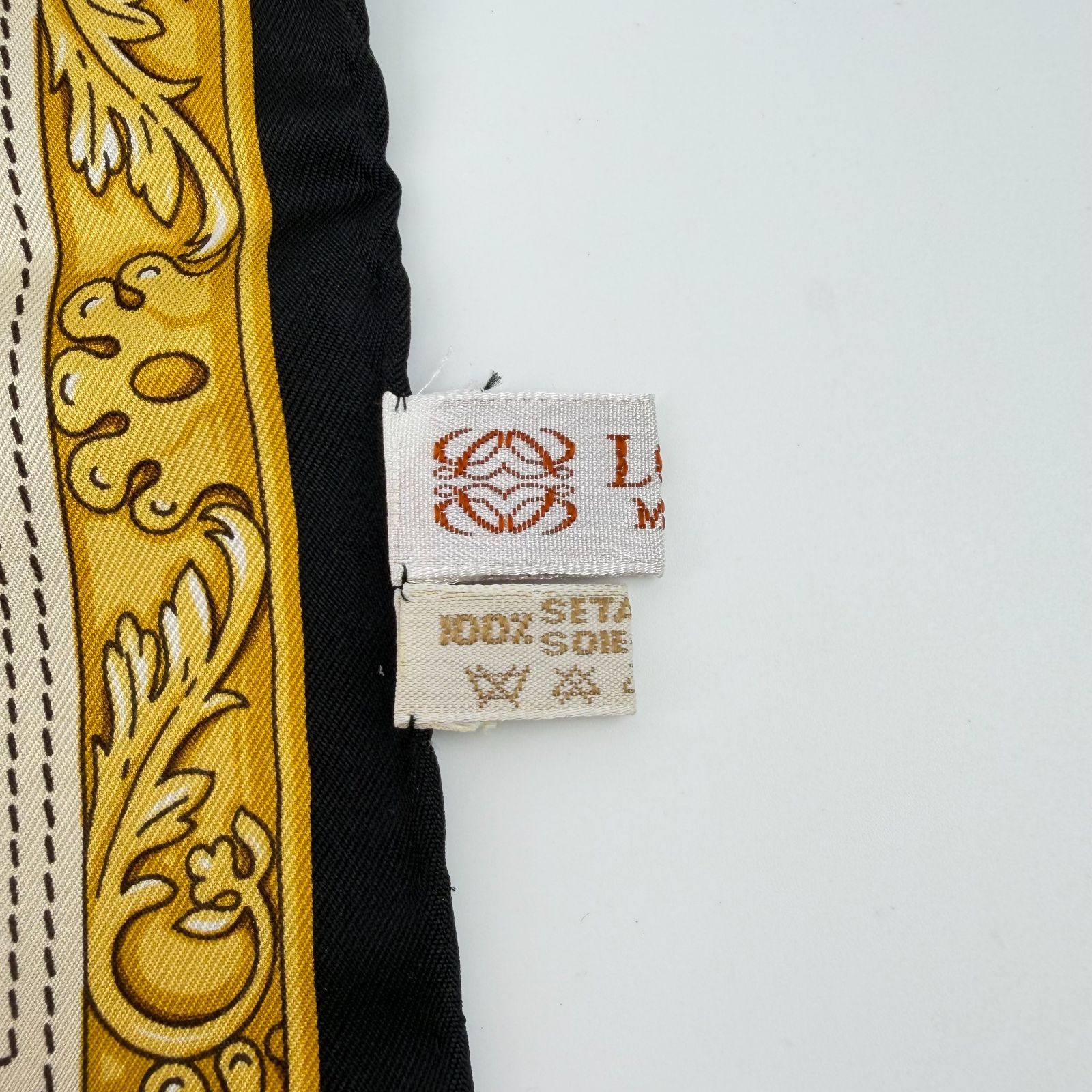中古】LOEWE ロエベ アナグラム フローラル シルクスカーフ スカーフ
