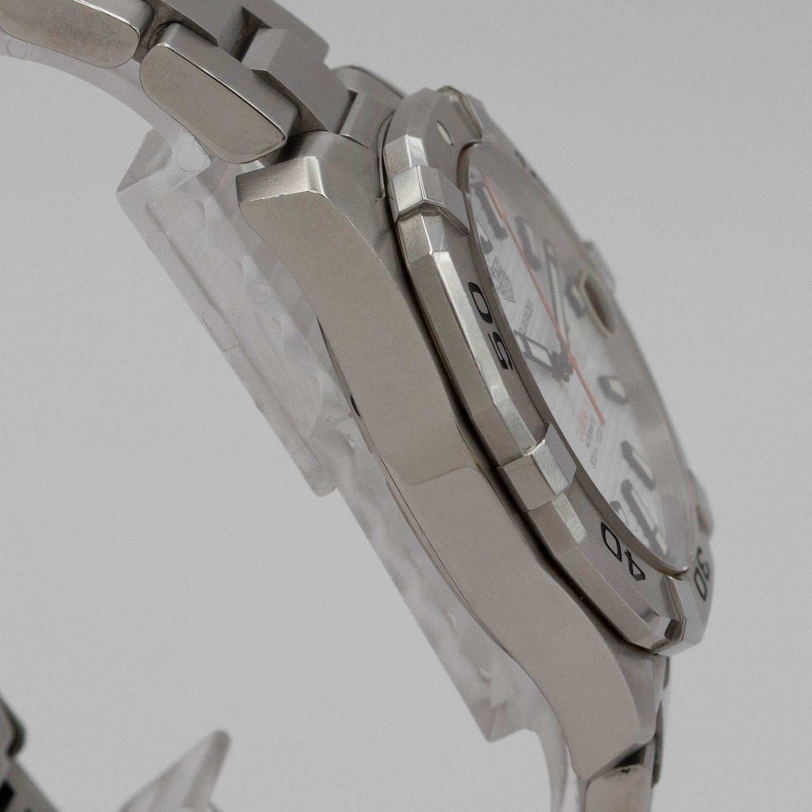 箱・保証書付き】 タグホイヤー TAG HEUER アクアレーサー WAY2013 