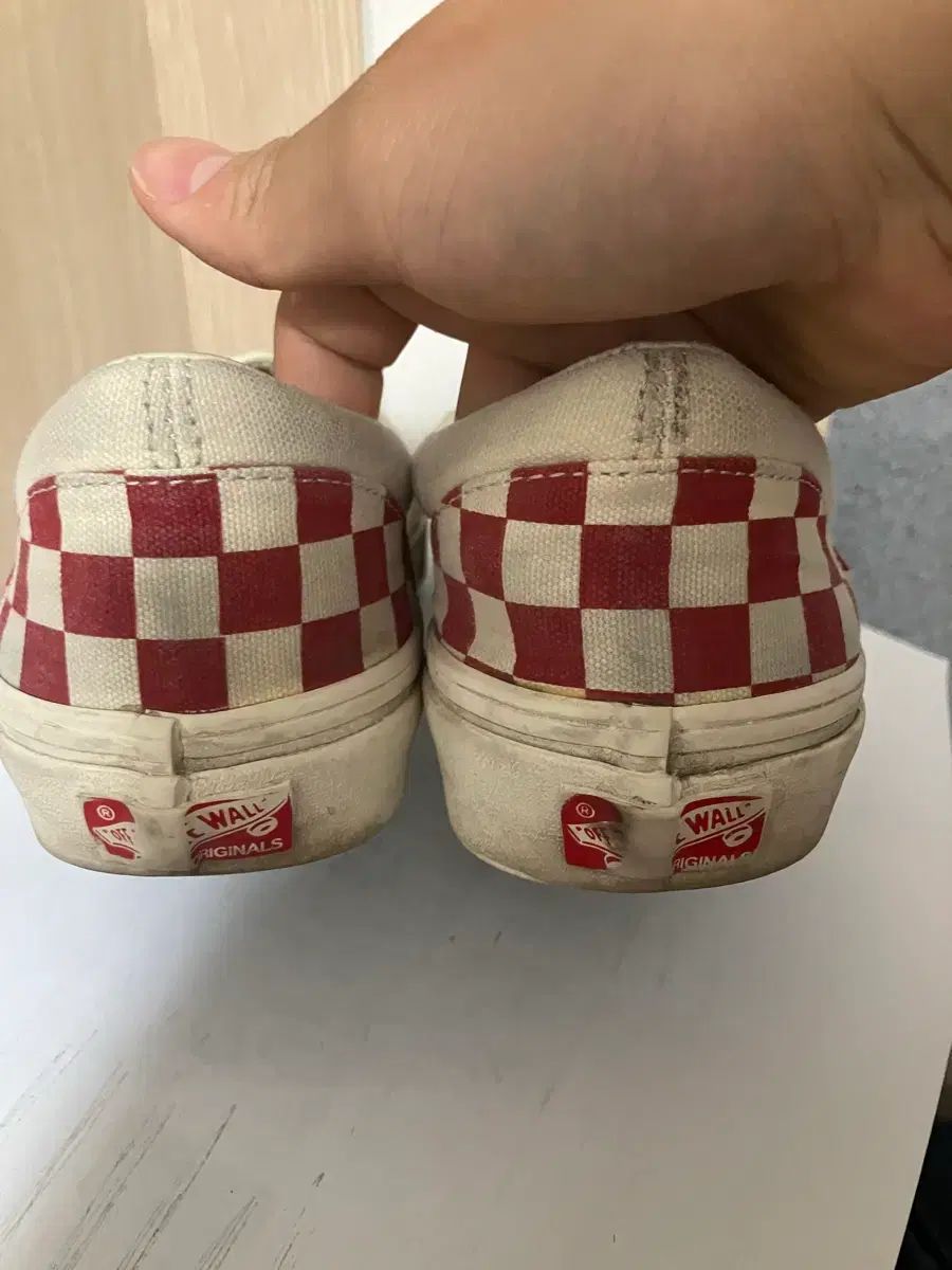 VANS ヴァンズ 旧モデル ボルト スリッポン レッド 260 VANS ヴァンズ 旧モデル ボルト スリッポン レッド 260