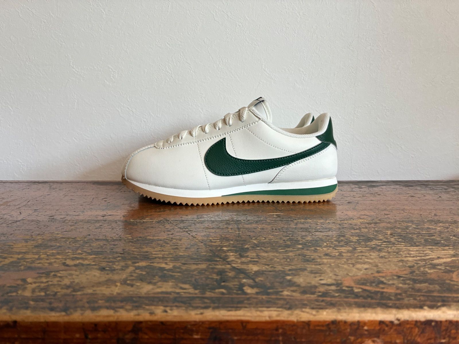 nike wmns cortez 24.5cm