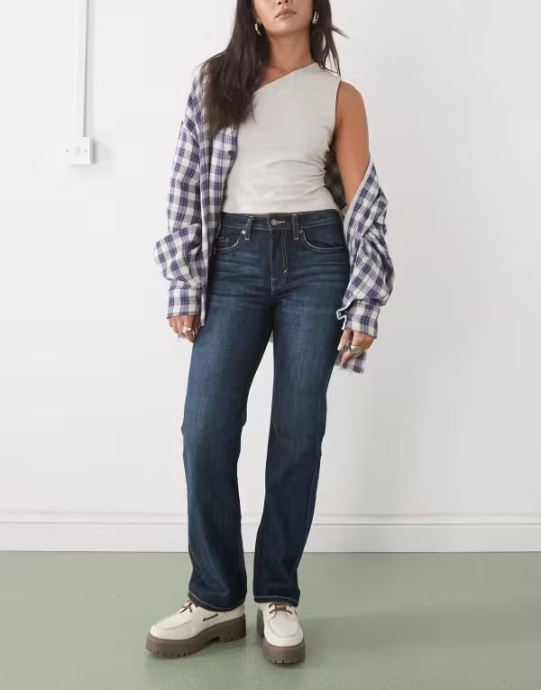 ウィークデイ レディース ボトムス デニムパンツ ストレート ジーンズ Weekday Laika mid waist straight leg jeans in dark blue wash Deep Sea Blue ブルー