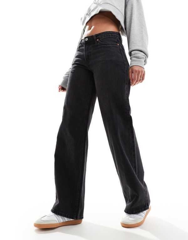 ウィークデイ レディース ボトムス デニムパンツ ジーンズ Weekday Ample low waist loose fit jeans in Ink Black ブラック